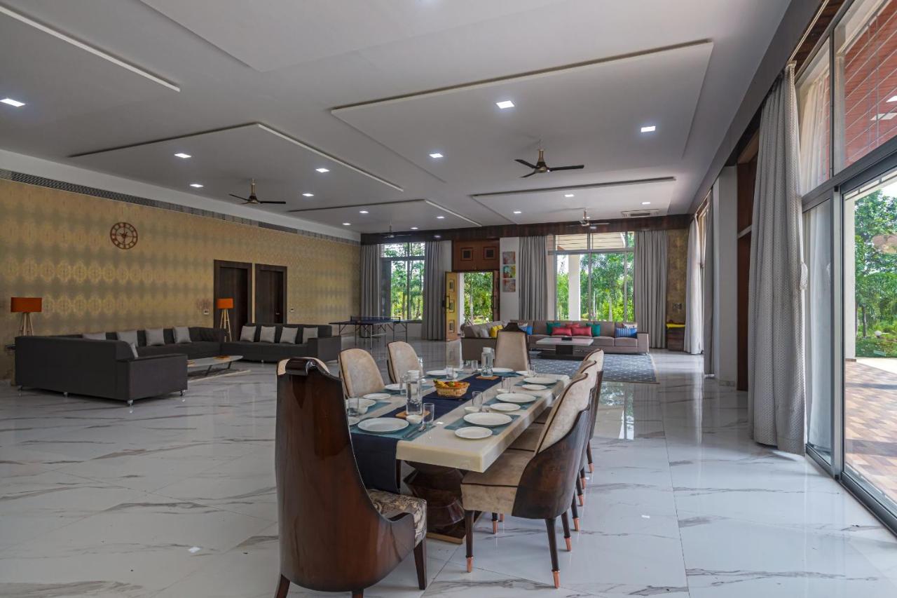 Saffronstays Odyssey, Karjat - 10 Acres Pet-Friendly Estate With Swimming Pool Chinchavli Eksteriør bilde